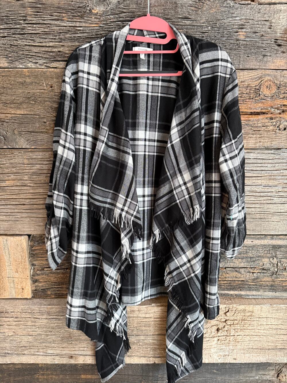 Maurices Womens Black White Plaid Waterfall Cardigan Fringe Open Front size L